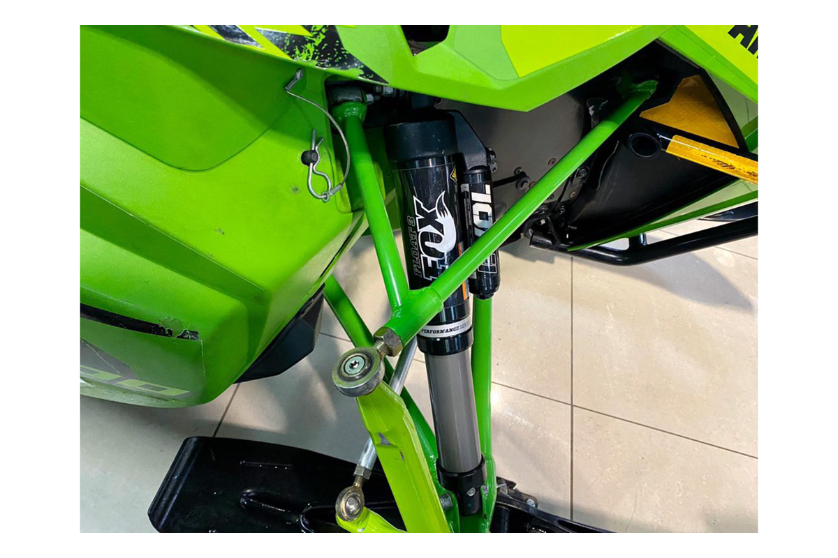Купить Снегоход ARCTIC CAT M8000 MOUNTAIN CAT (162) Б/У