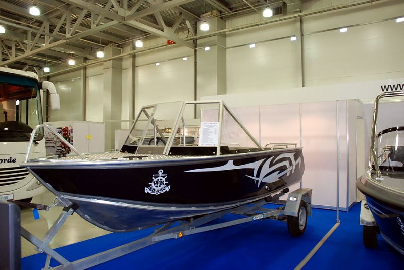 Купить Моторная лодка WR 470 AN (стандарт) с тентом по выгодной цене ...